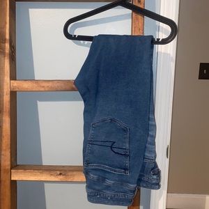 American Eagle Skinny Jeans (18 short)